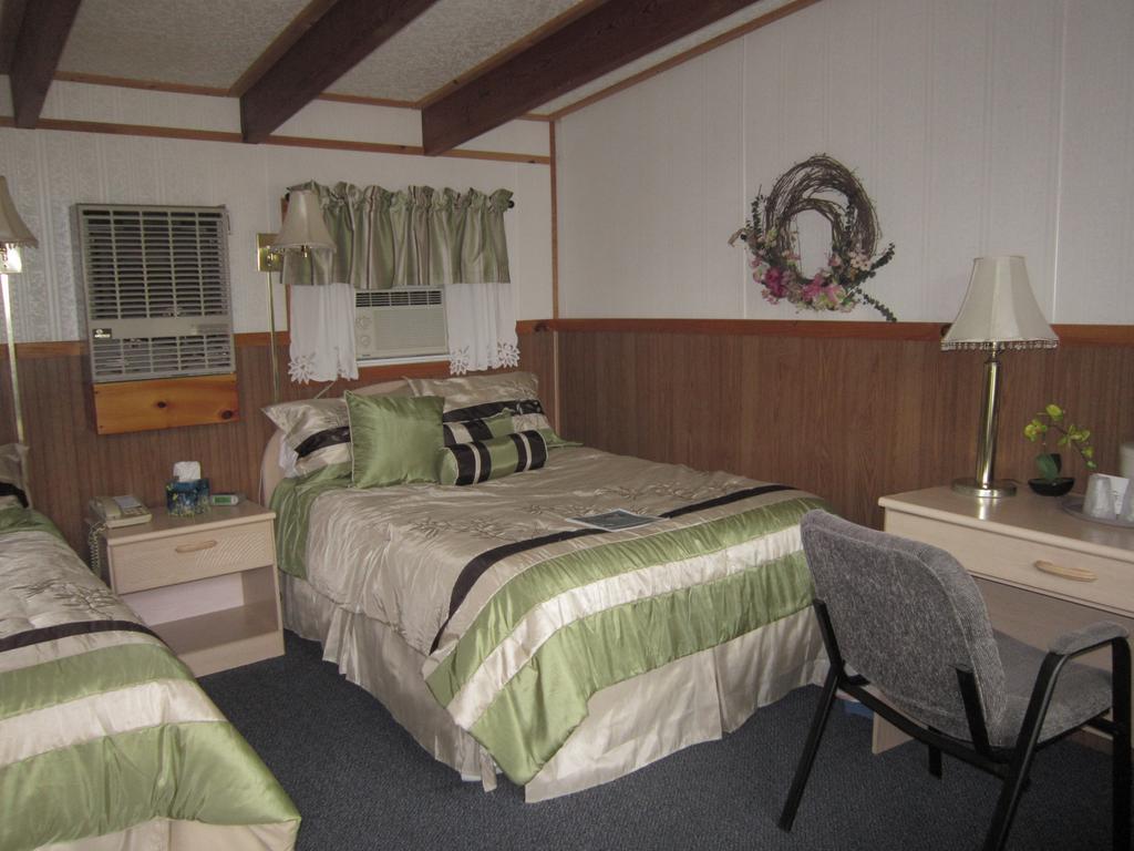 Twilite Motel Ellsworth Kültér fotó