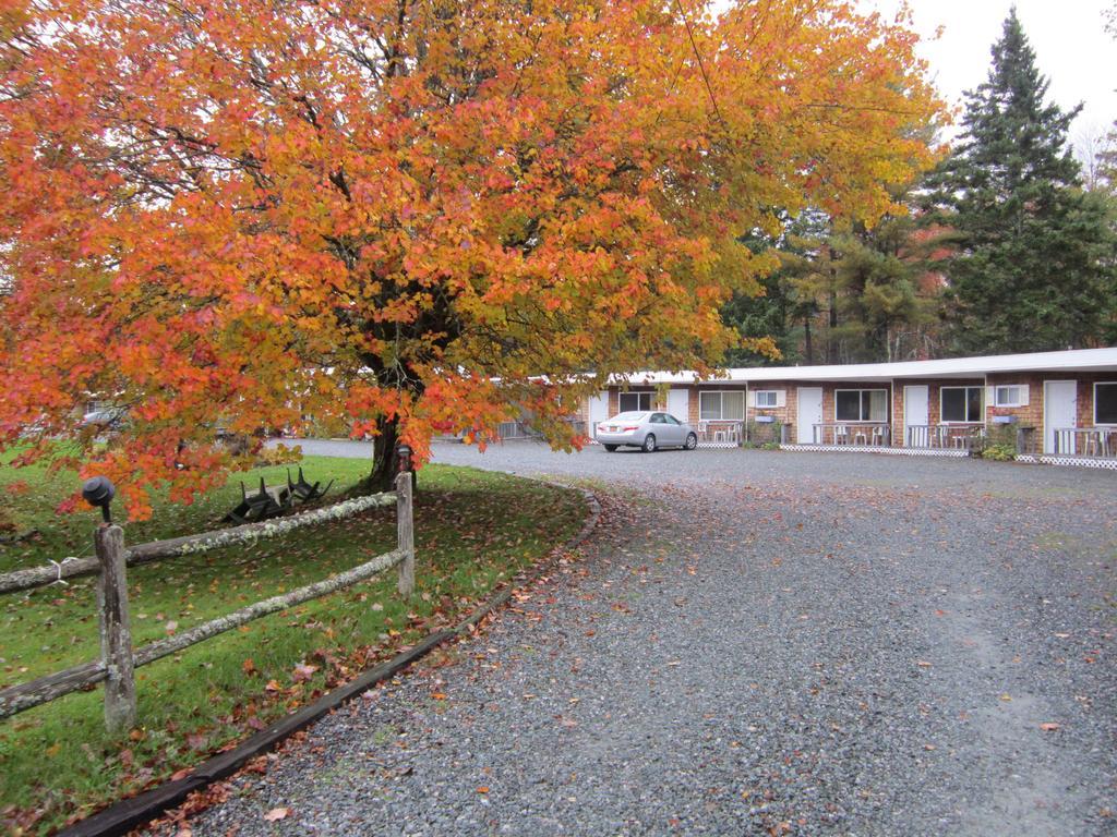 Twilite Motel Ellsworth Kültér fotó